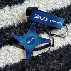SKLZ Star-Kick Soccer Trainer in Blue
